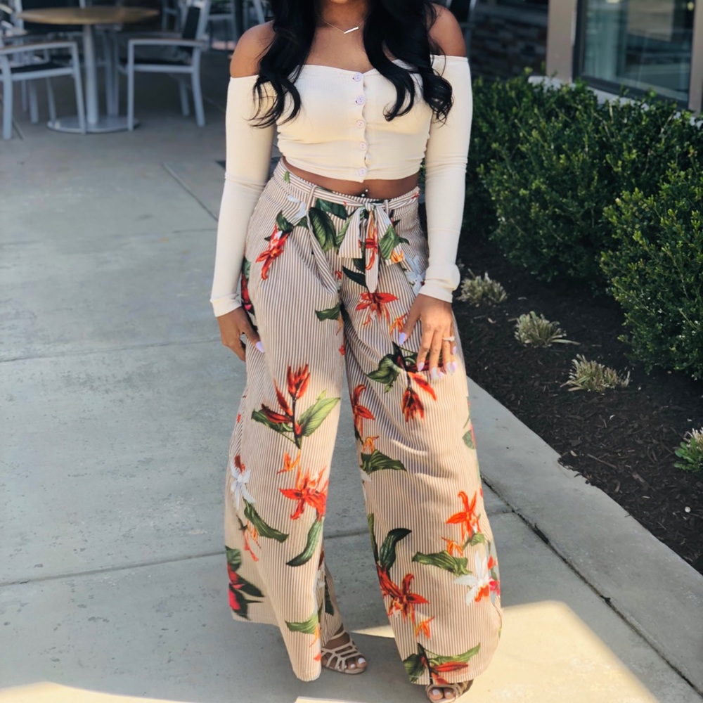 Flowy Flower Belted Pants